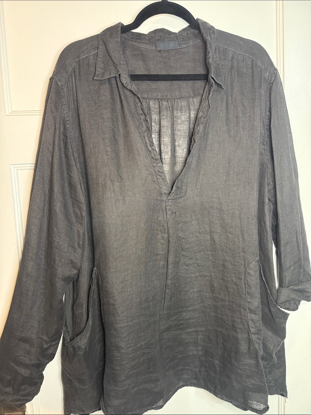 CP Shades Linen Tunic Top in Charcoal Gray
